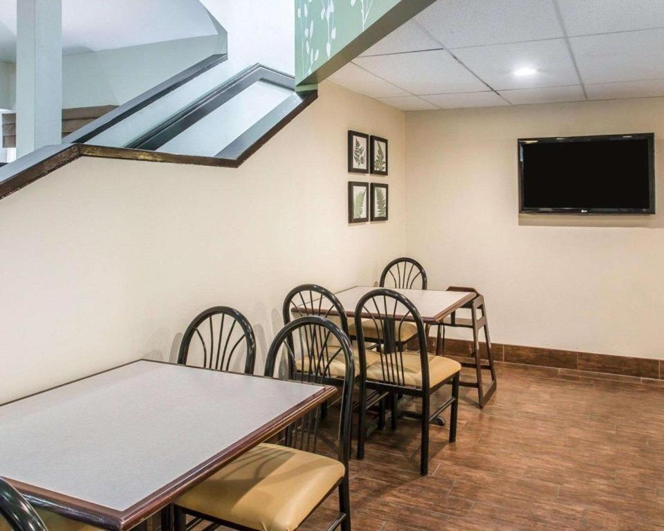 Rodeway Inn Powell Ngoại thất bức ảnh